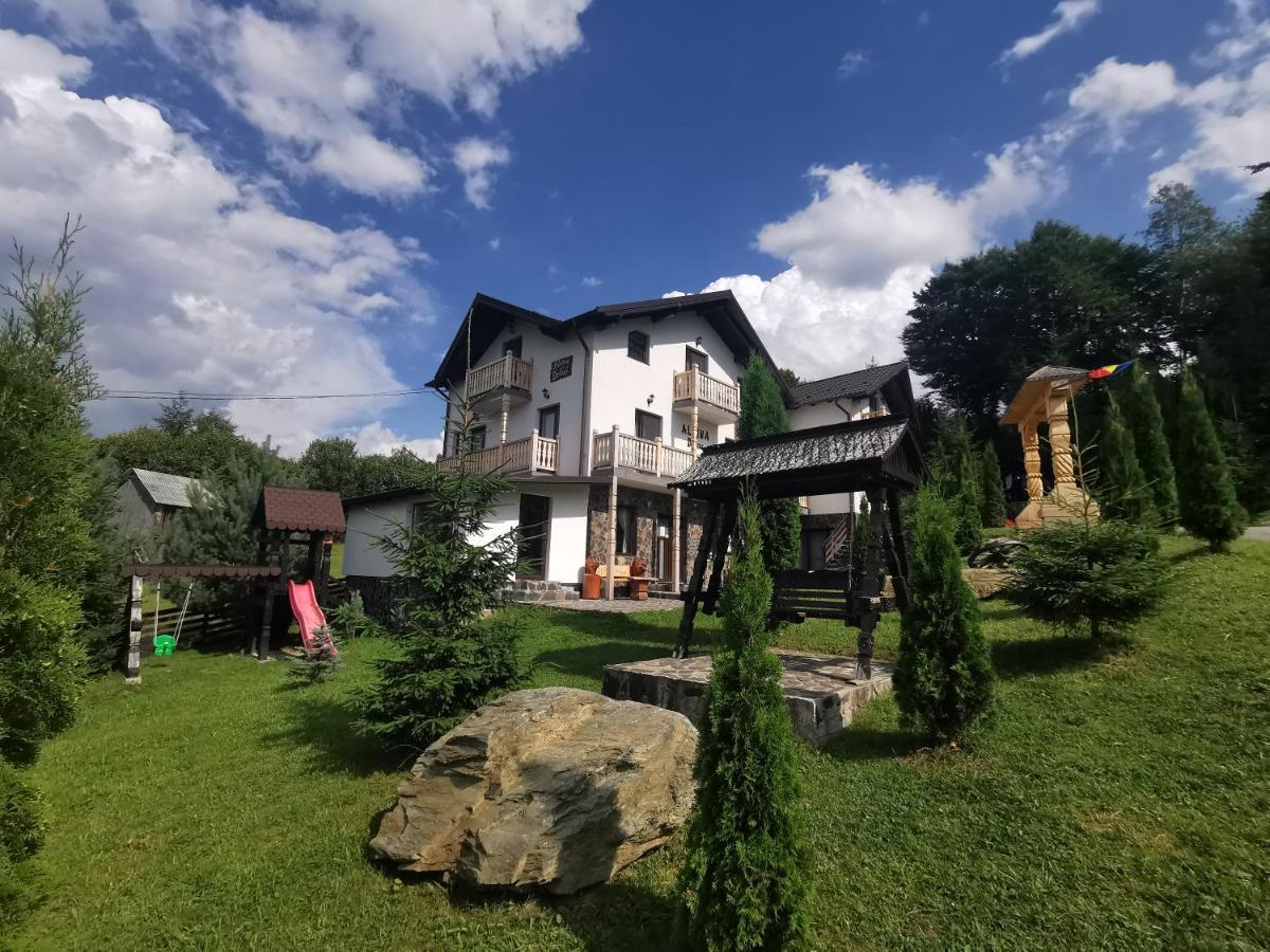 Alpina Panoramic Hotel Moisei Buitenkant foto
