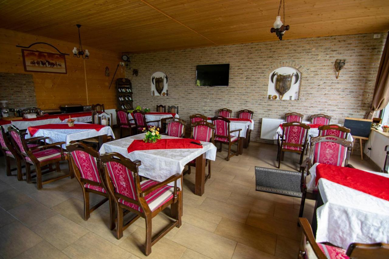 Alpina Panoramic Hotel Moisei Buitenkant foto